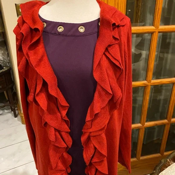 Red cardigan with front ruffles size M by Grace Elements - Picture 3 of 4